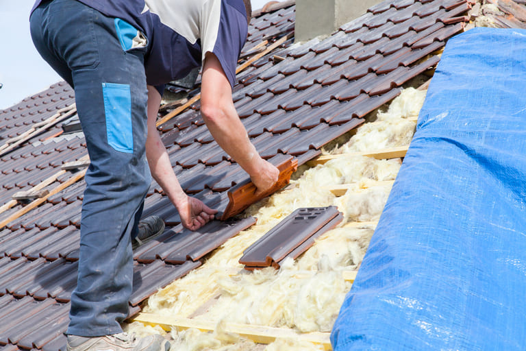 remplacement tuiles suite fuite toiture ProClean Toiture